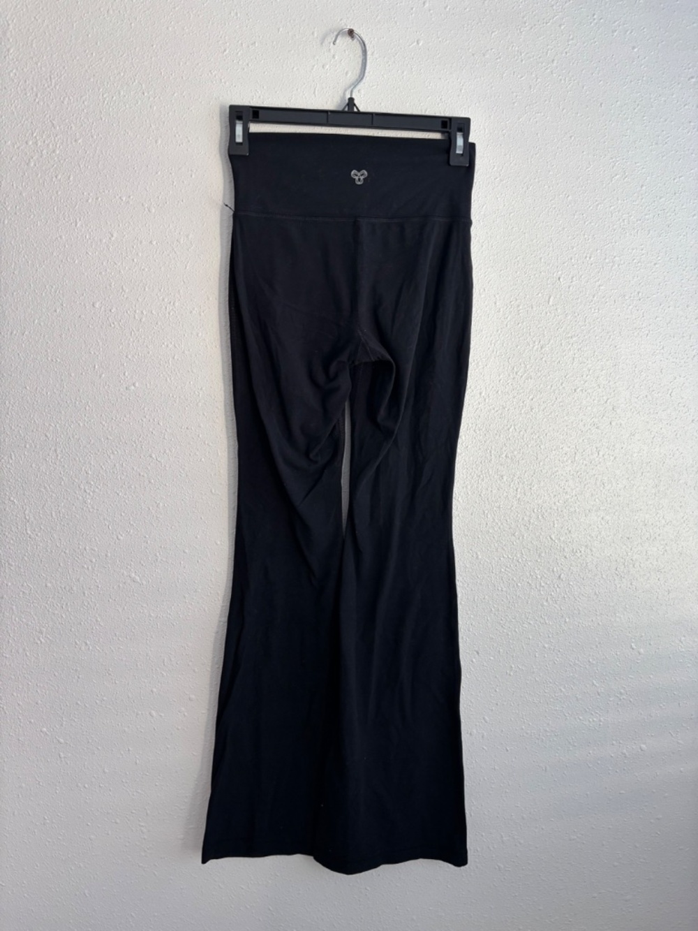 Aritzia TNA TnAction Black Flare Leggings - Size Small